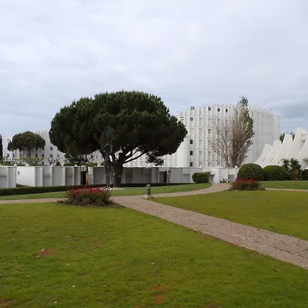 Coquet Proche Et Commerces, Terrasse, Parking, Clim, Wifi, Lave-linge, Lave-vaisselle - Fr-1-328-221 * La Grande-Motte